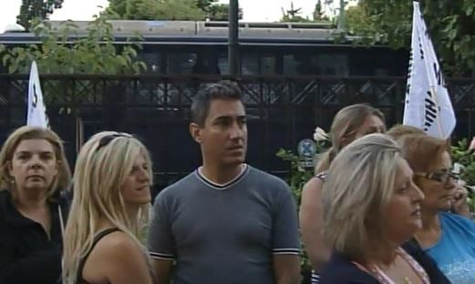 ΤΩΡΑ-Κατάληψη στο υπουργείο Διοικητικής Μεταρρύθμισης