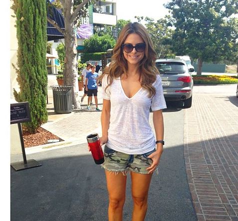 ΦΩΤΟ- Η Μενούνος ποζάρει με την…