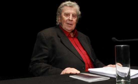 Η αποστράτευση του Μίκη Θεοδωράκη