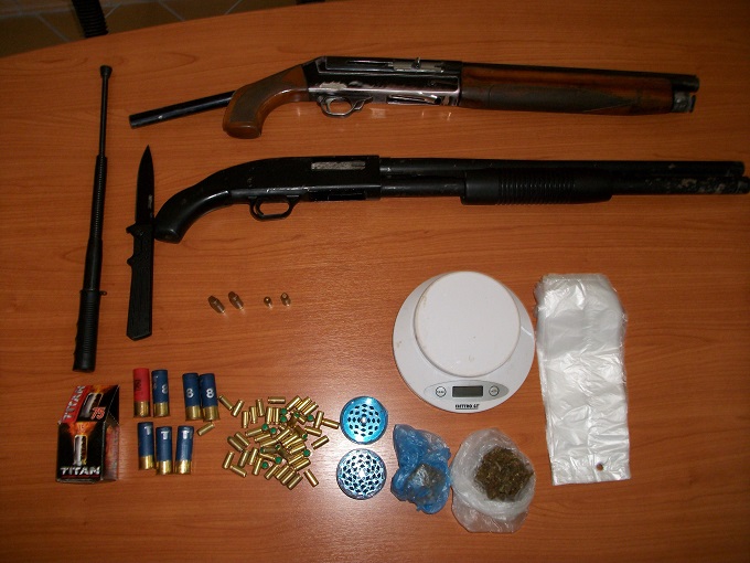 Συνελήφθη για ναρκωτικά και όπλα