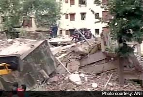 Κατέρρευσε κτίριο στη Βομβάη