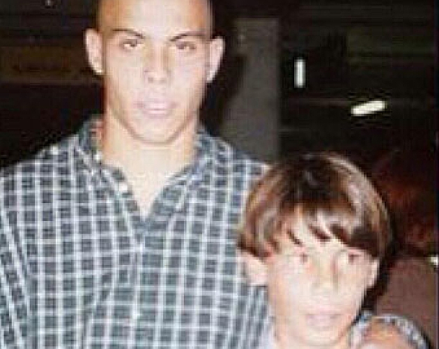 ΦΩΤΟ-Ο μικρός δίπλα στον Ρονάλντο