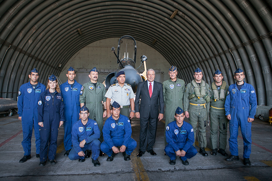 Αβραμόπουλος:Οι Ένοπλες Δυνάμεις εκπέμπουν σιγουριά