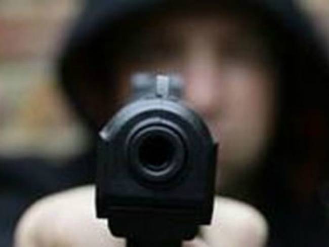 Ληστεία στη μέση του δρόμου