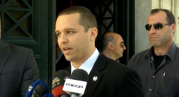 Κασιδιάρης: “Η Χ.Α. δεν έχει καμία σχέση με το φονικό”