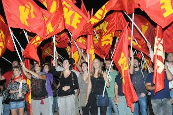 «Δολοφονική επίθεση σε μέλη του ΚΚΕ από τη Χρυσή Αυγή»