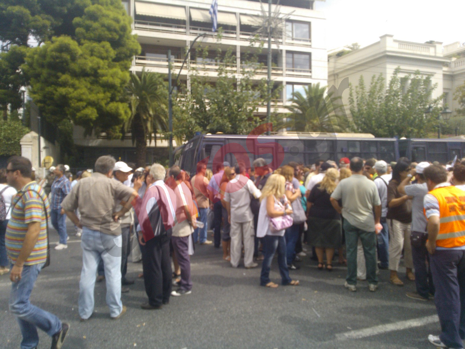 ΦΩΤΟ-Ολοκληρώθηκε η συνάντηση Μητσοτάκη-σχολικών φυλάκων