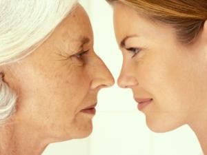 Γιατί η σχέση μητέρας κόρης είναι τόσο ανταγωνιστική;