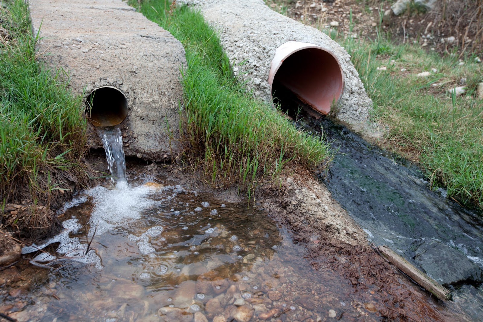 ΥΠΕΚΑ: Προχωρά σε λύση για τον Ασωπό