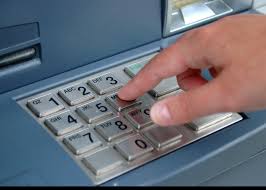 Σήκωσαν το ΑΤΜ