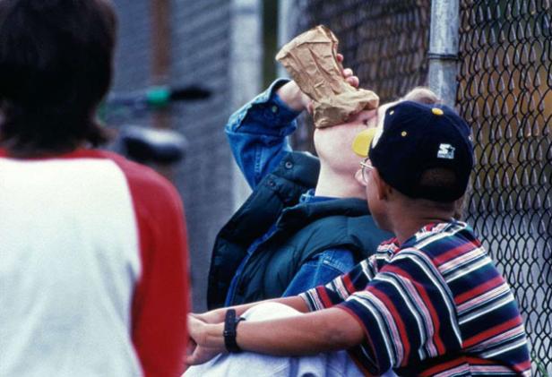 Χιλιάδες ανήλικοι αλκοολικοί στη Βρετανία