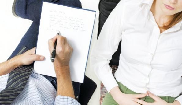 Ψυχίατρο ή ψυχολόγο; Ποιον ειδικό πρέπει να διαλέξω;