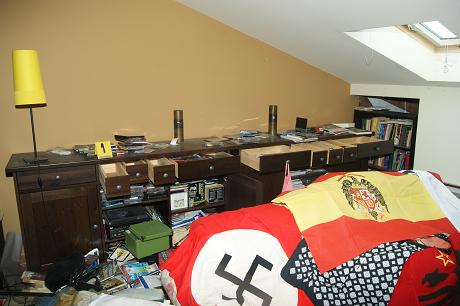 ΦΩΤΟ-Aυτά βρέθηκαν στο σπίτι του Παππά