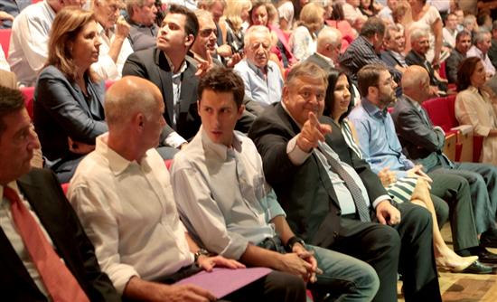 ΦΩΤΟ- Η ιστορική συνάντηση