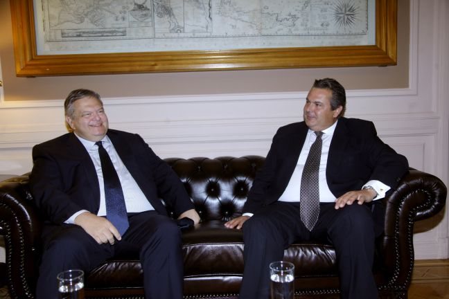 Άγρια κόντρα ΠΑΣΟΚ-ΑΝ.ΕΛ.