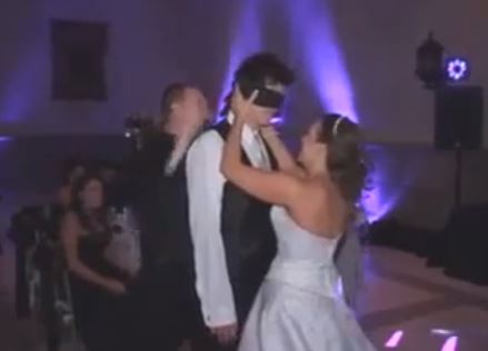 ΒΙΝΤΕΟ-Φάρσα σε δεξίωση γάμου