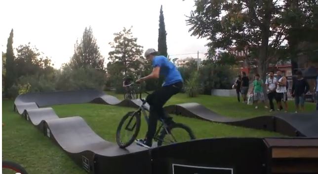 ΒΙΝΤΕΟ-Ορθοπεταλιές στο Γκάζι!