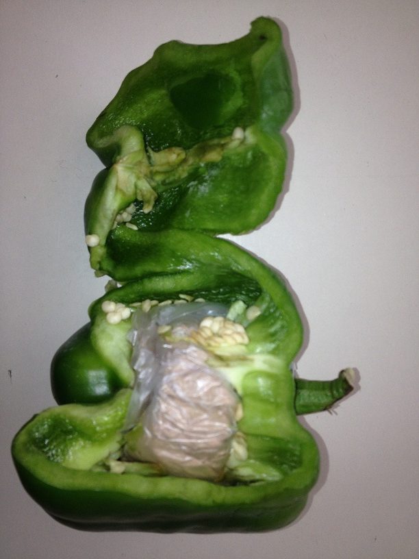 Έκρυβε ηρωίνη μέσα σε πιπεριές!