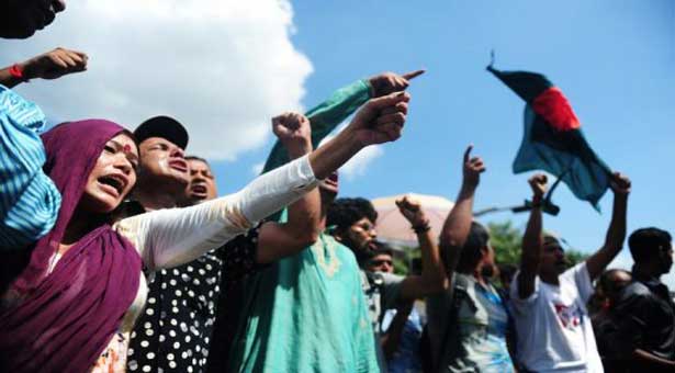 Μπαγκλαντές: Στους δρόμους για λίγα “τάκα”