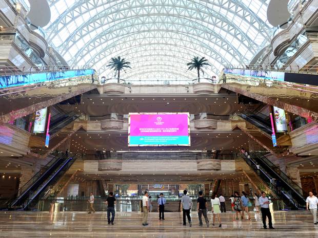 Perierga.gr - Tο μεγαλύτερο κτήριο στον κόσμο