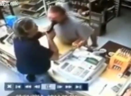 ΒΙΝΤΕΟ- Ένας άτυχος κλέφτης