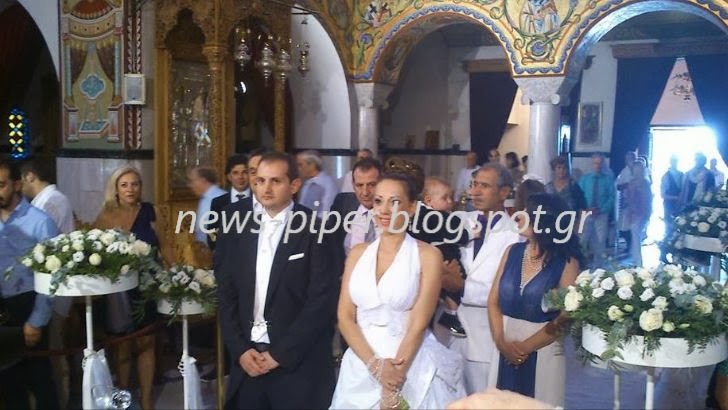 ΦΩΤΟ-Παντρεύτηκε ο κύριος “έξυπνη σίτα”