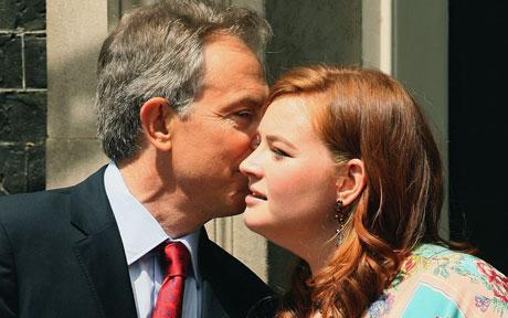 Απείλησαν με όπλο την κόρη του Μπλερ