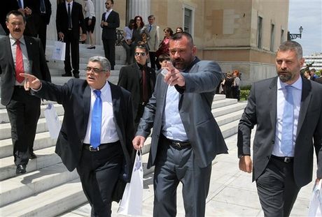 Το πόρισμα-κόλαφος για τη Χρυσή Αυγή- Έξι οι βουλευτές που διώκονται