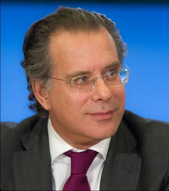 Ο Κουμουτσάκος σχολιάζει την Ρεπούση