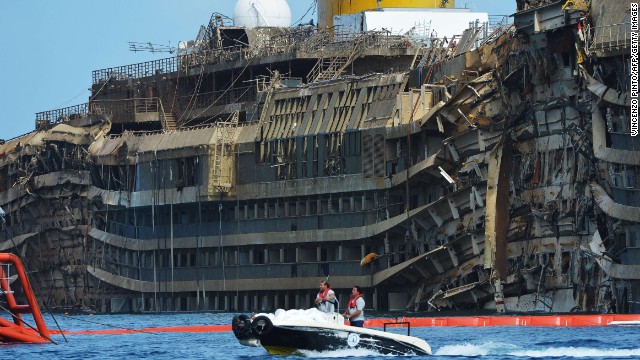 Aνθρώπινα οστά στο Costa Concordia