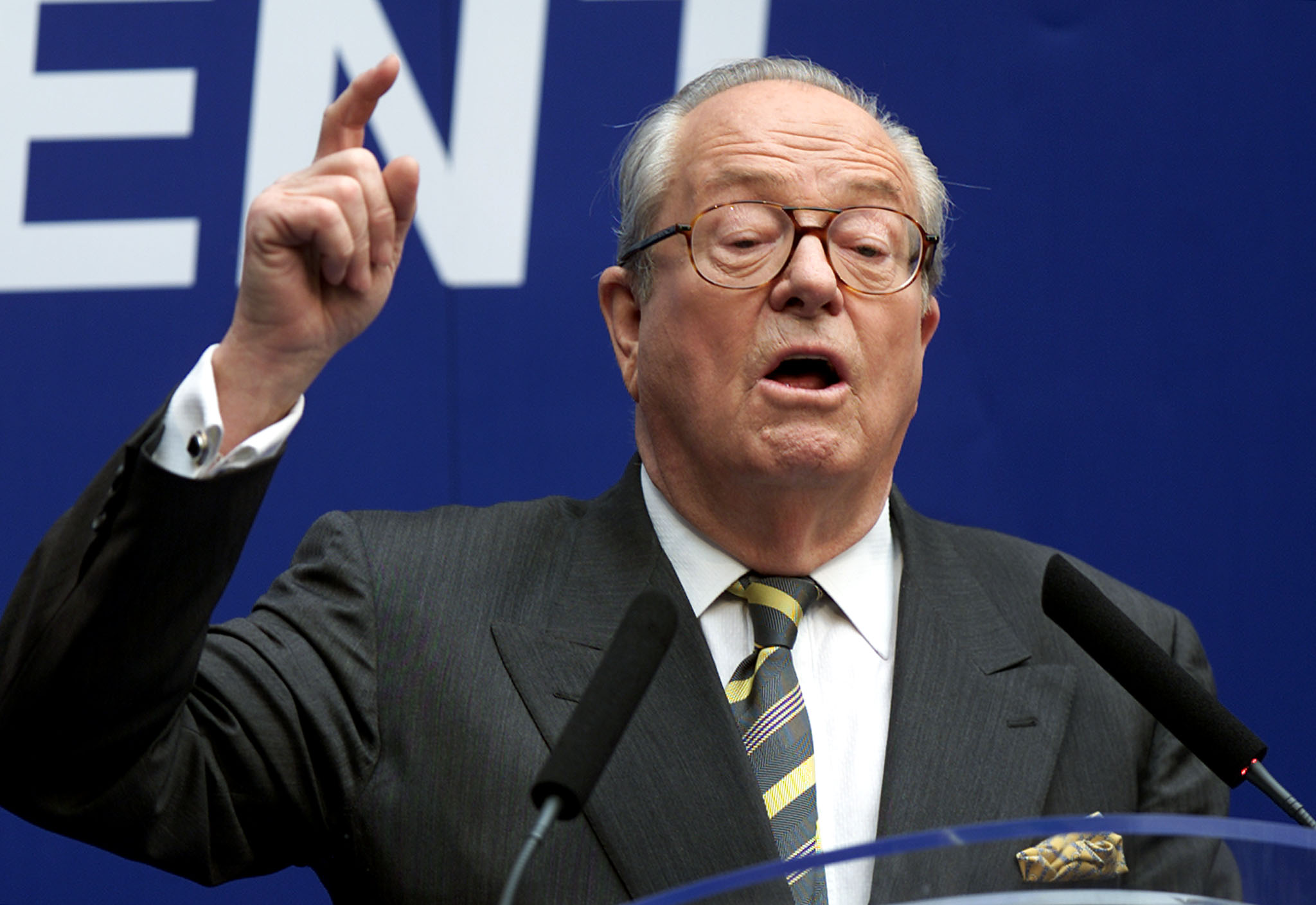 Υποψήφιος στις Ευρωεκλογές ο Λεπέν