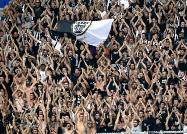 Σύνδεσμοι του ΠΑΟΚ κατά της ΧΑ