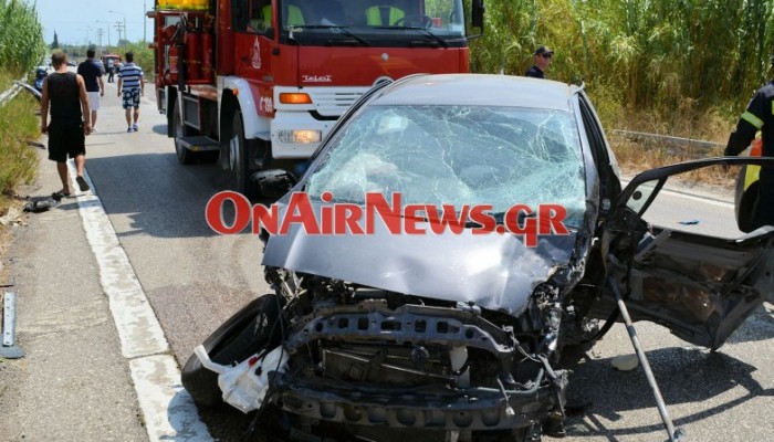 ΦΩΤΟ-Σοβαρό τροχαίο στο Μεσολόγγι