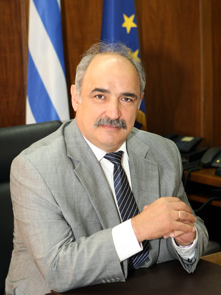 Μπόλαρης:Εκφράζω τη δημοκρατική παράταξη