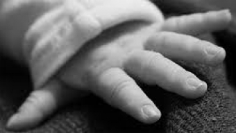 Μειώθηκαν οι γεννήσεις 10%