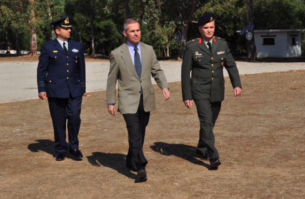 Δαβάκης: “Οι ένοπλες δυνάμεις έδωσαν ηρωικό παρόν κατά του ναζισμού”
