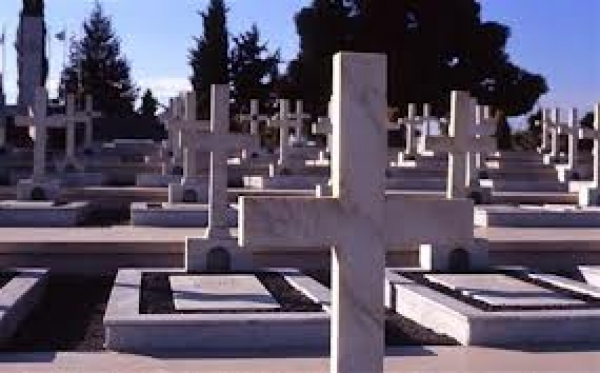 Σκάνδαλο στο νεκροταφείο