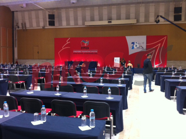 ΦΩΤΟ-Προετοιμασίες για τον Τσίπρα