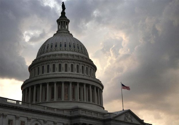 Σκληρή σύγκρουση στο Κογκρέσο