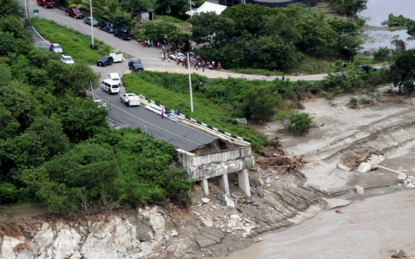 Στους 130 οι νεκροί στο Μεξικό