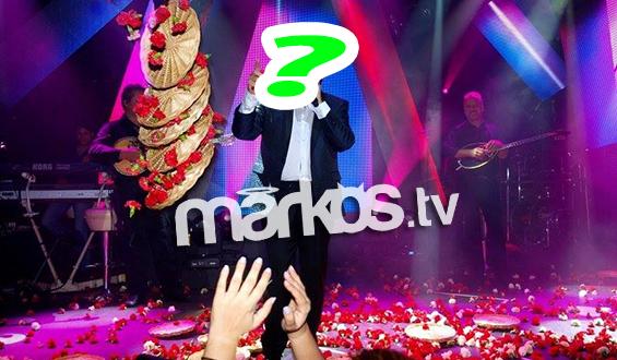 “Βομβαρδίζουν” τραγουδιστή