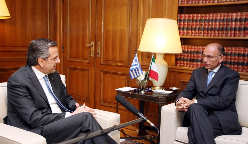 Σε εξέλιξη η συνάντηση Λέττα-Σαμαρά