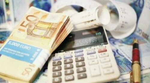 Έκπτωση φόρου για τις αποδείξεις