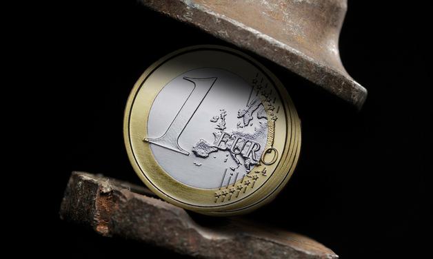 ΕΛΣΤΑΤ: Στο 6,4% η ύφεση