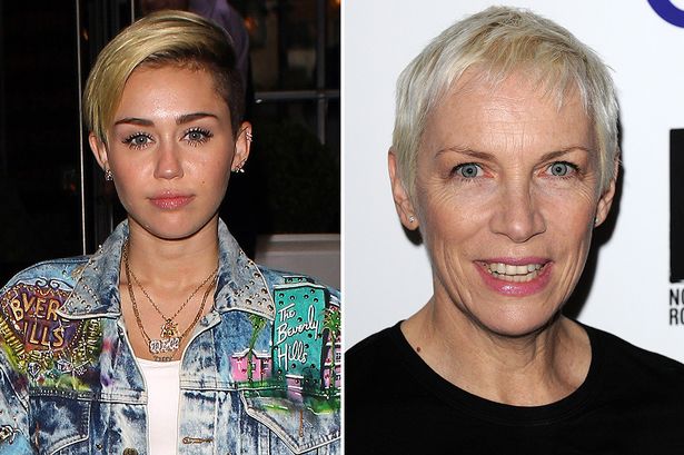 Lennox: «Φέρονται σαν πόρνες»