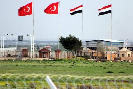 Τουρκικό τείχος στα σύνορα με τη Συρία