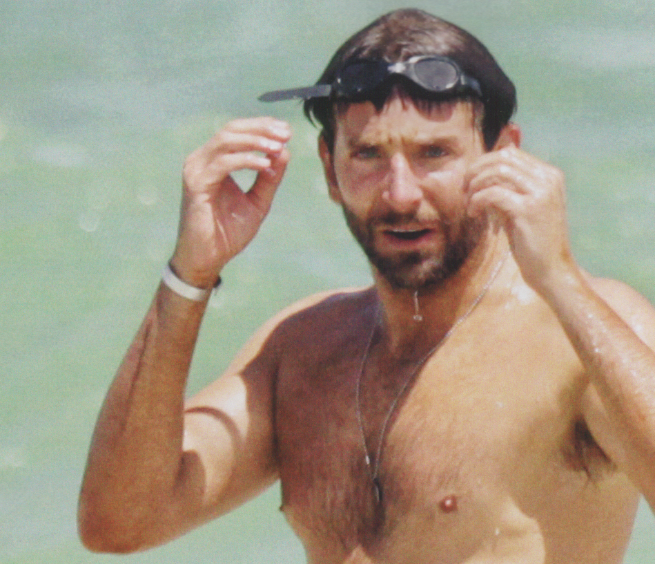 ΦΩΤΟ-O Κούπερ στη Χαβάη