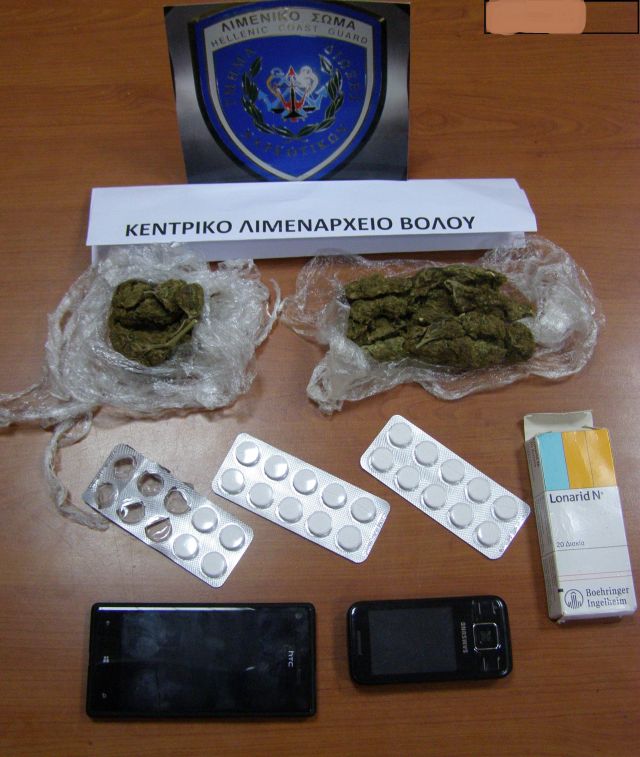 Επιβιβάστηκε με ναρκωτικά