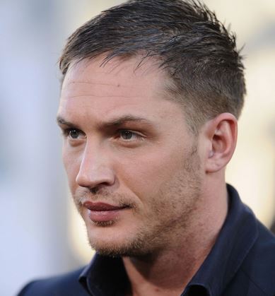 Θα υποδυθεί τον Έλτον Τζον