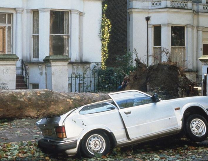 Βρετανία: Οι χειρότερες καταιγίδες της 26ετίας